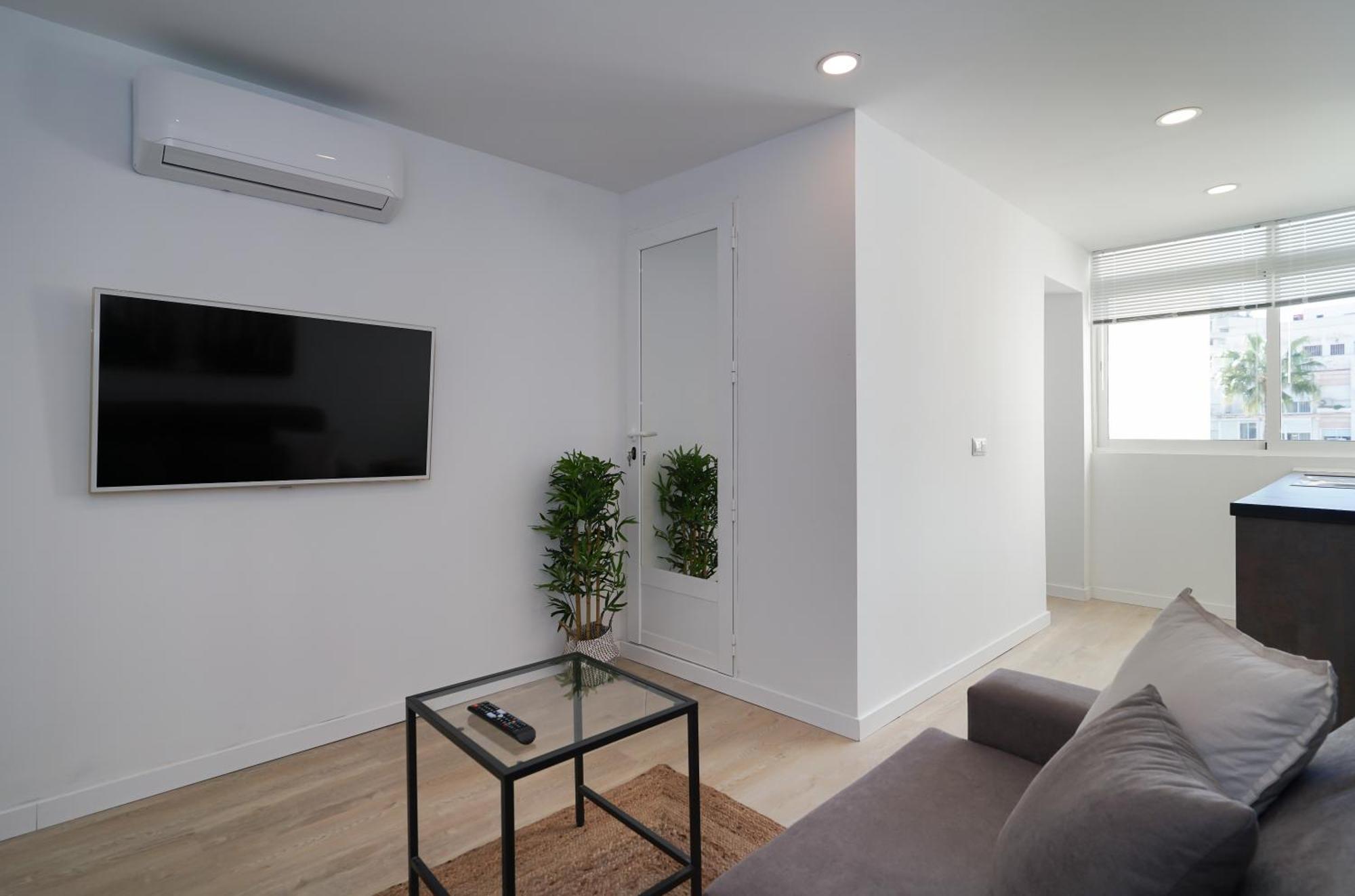 Nomad Malaga - Chic Apartament Center Torremolinos Bagian luar foto