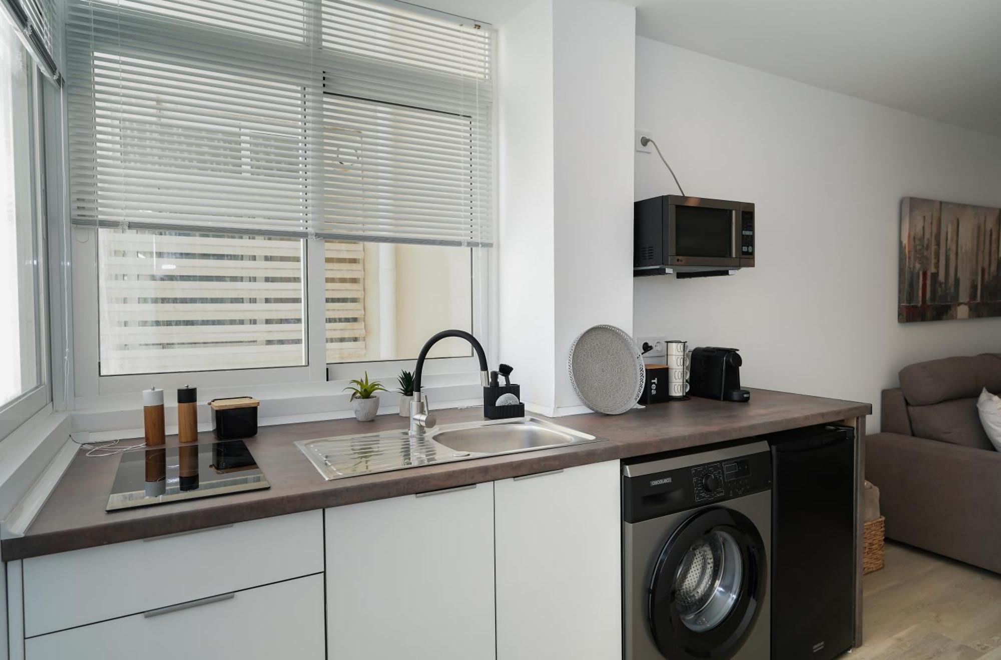 Nomad Malaga - Chic Apartament Center Torremolinos Bagian luar foto